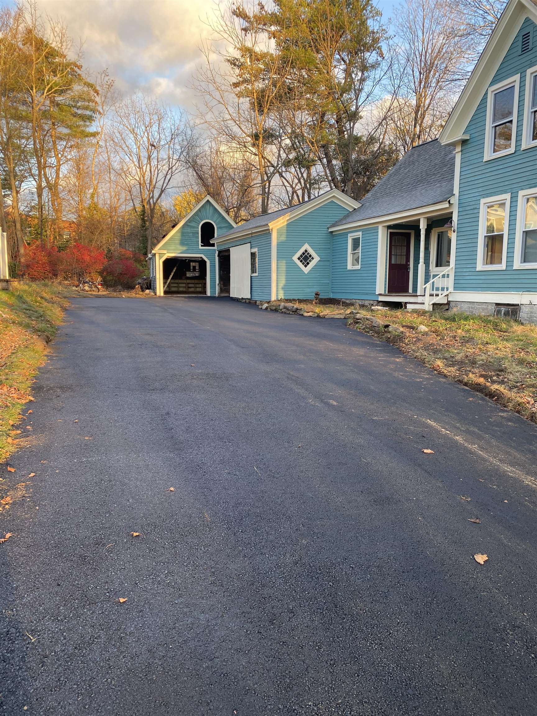 24 Lenox Road Derry, NH 03038 - Photo 36 of 40