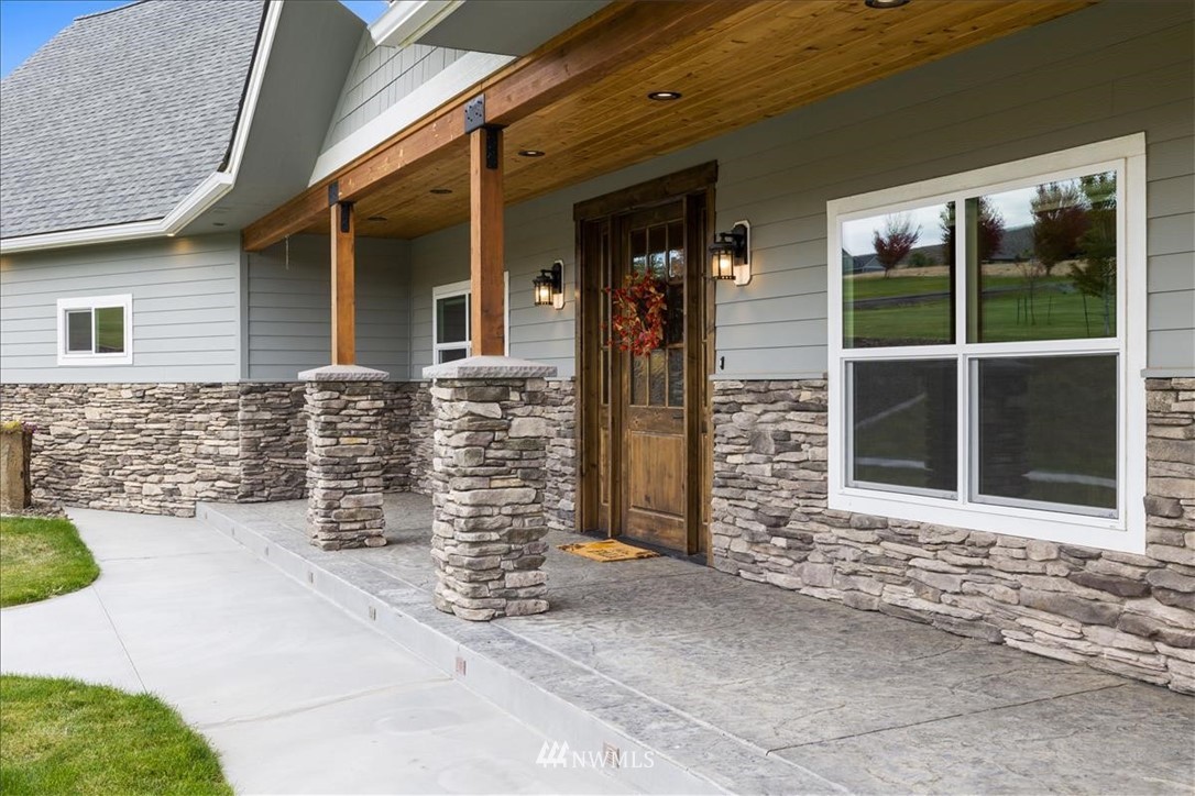 231 Edgemont Loop Road Ellensburg, WA 98926 - Photo 3 of 40 Gallery Image 3