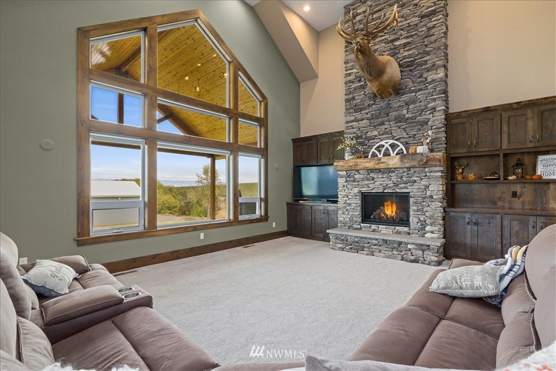 231 Edgemont Loop Road Ellensburg, WA 98926 - Photo 9 of 40 Gallery Image 9
