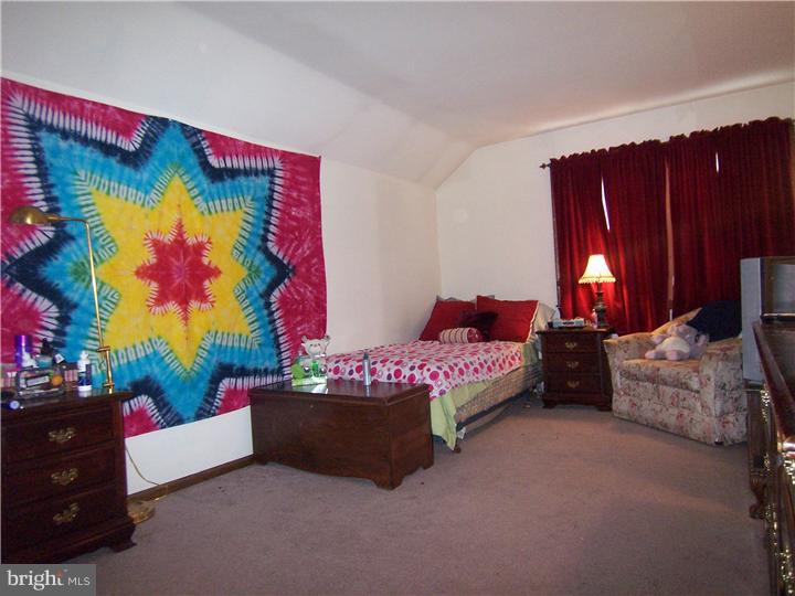 46 Ridgeview Avenue Berlin, NJ 08009 - Photo 15 of 18 Bedroom 2
