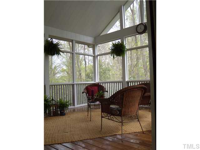 3809 La Costa Way Raleigh, NC 27610 - Photo 18 of 25 a living room with furniture and a window