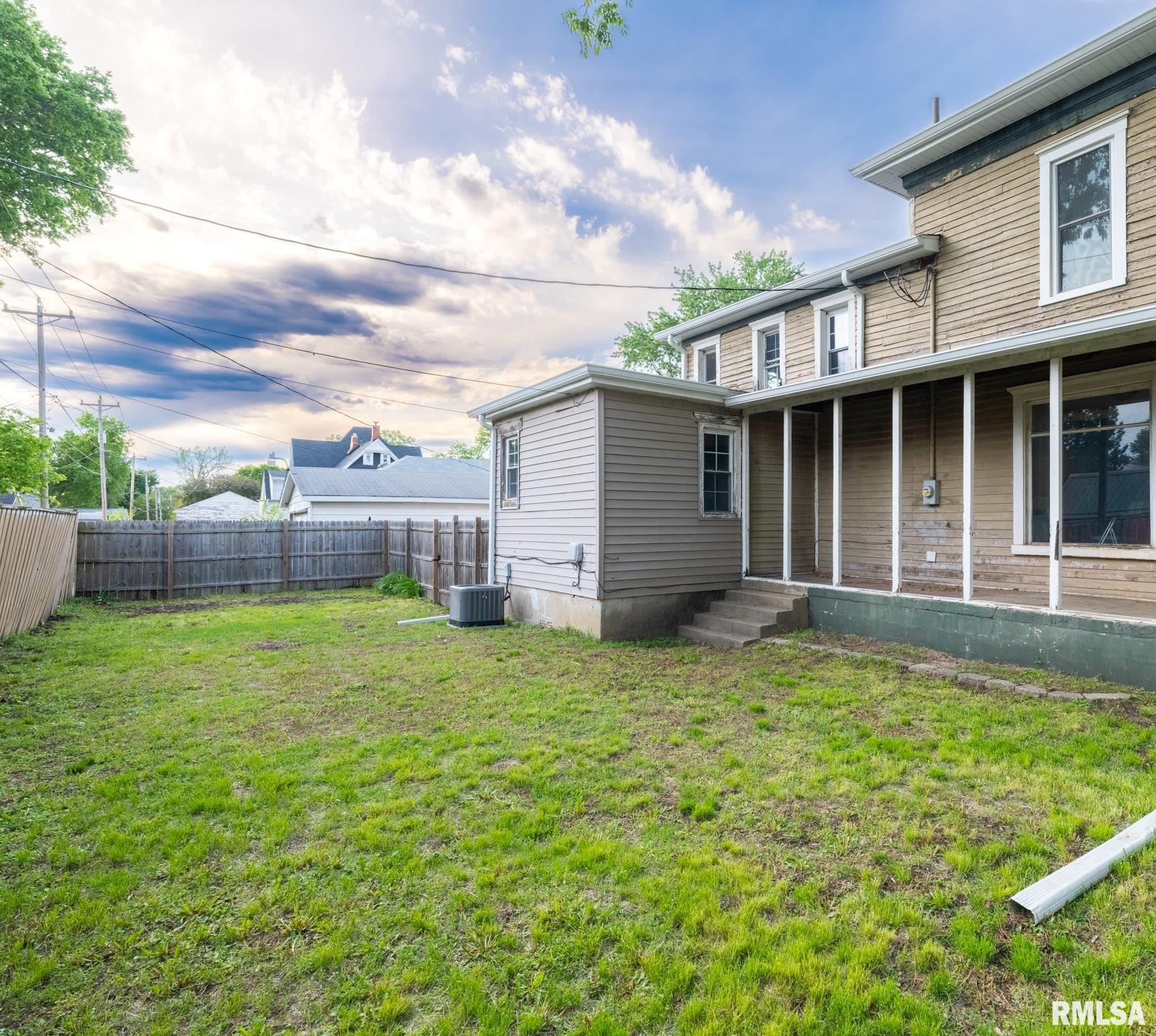 715 North 4th Street Pekin, IL 61554 - Photo 12 of 13