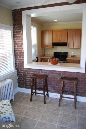 1365 Rittenhouse Street Northwest Washington, DC 20011 - Photo 10 of 25 Breakfast Bar.