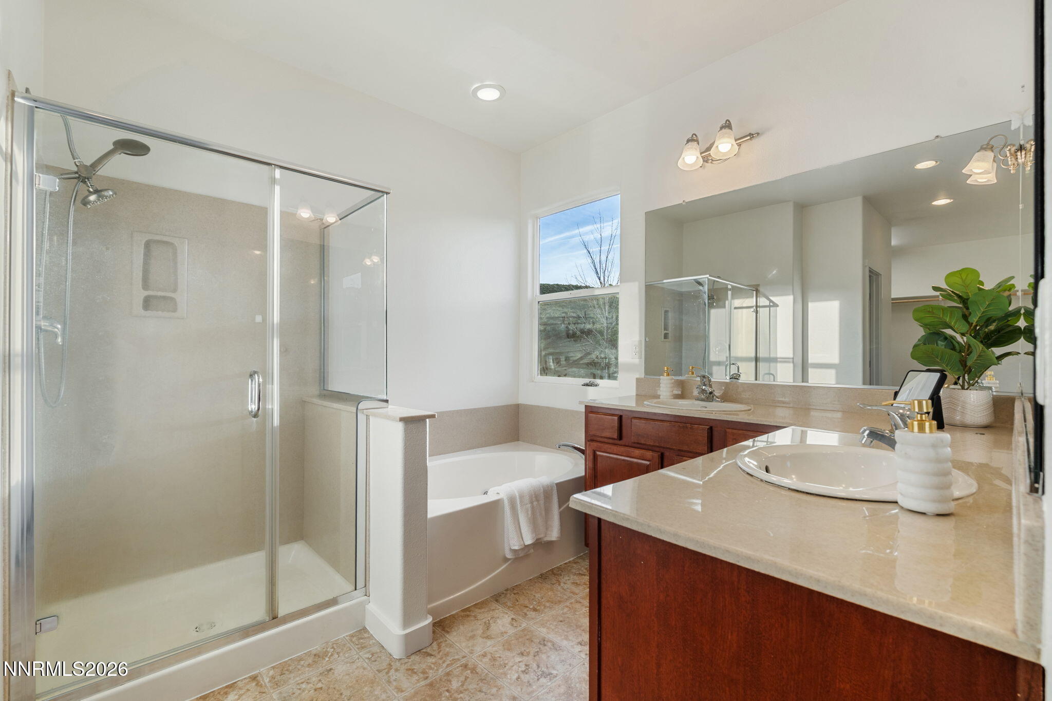 7593 Gold Drive Reno, NV 89506 - Photo 25 of 40 29-web-or-mls-DSC05571