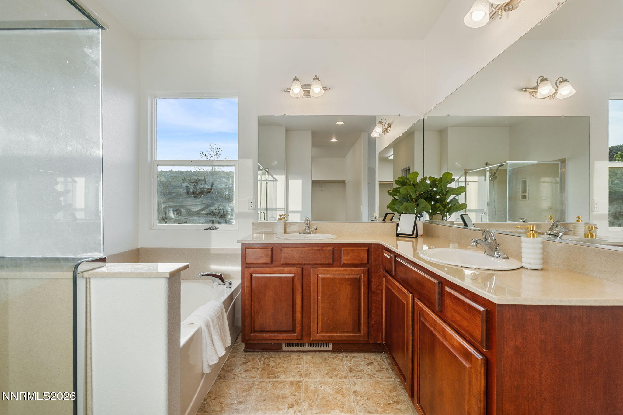 7593 Gold Drive Reno, NV 89506 - Photo 26 of 40 30-web-or-mls-DSC05576