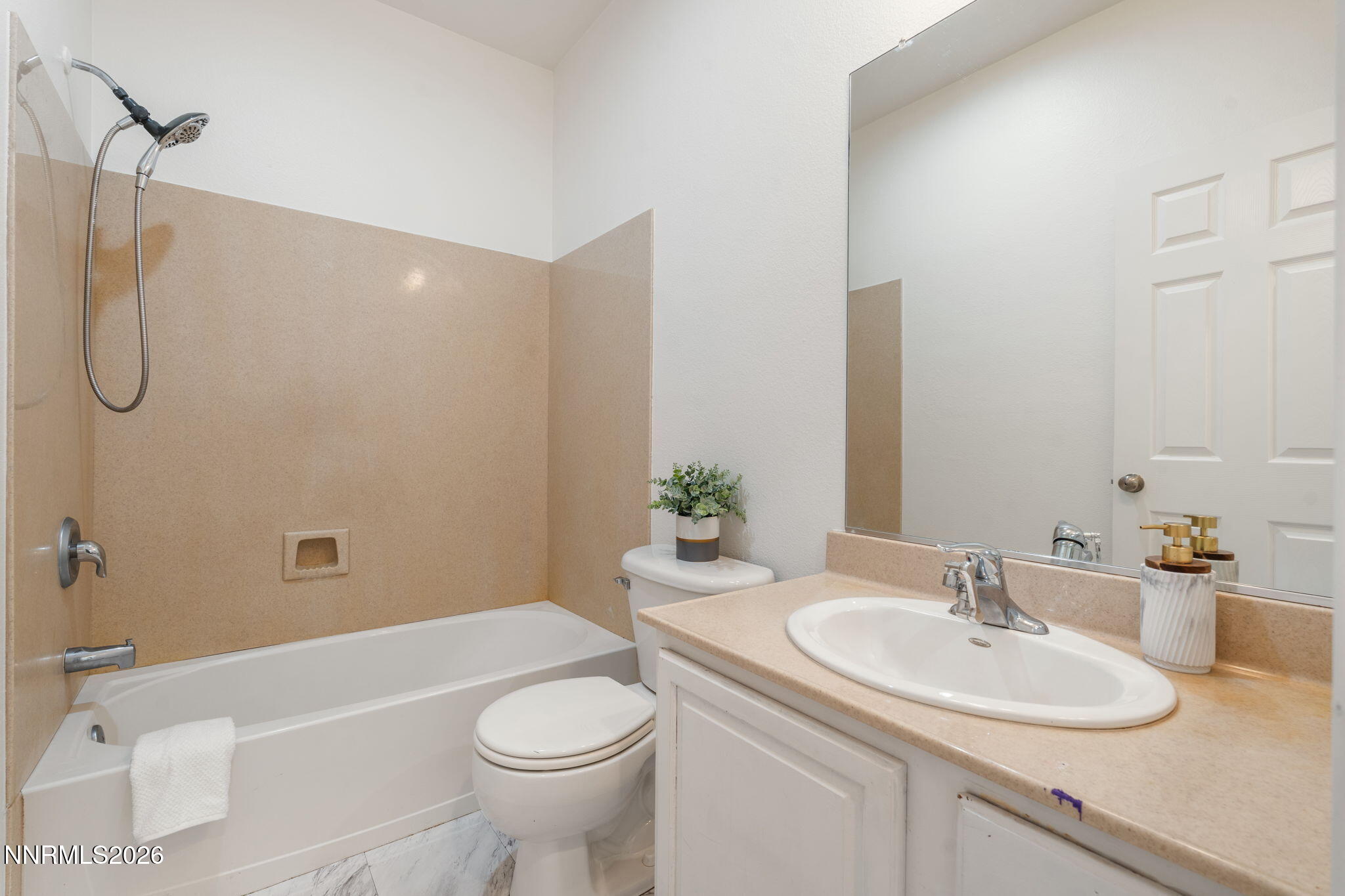 7593 Gold Drive Reno, NV 89506 - Photo 29 of 40 33-web-or-mls-DSC05591