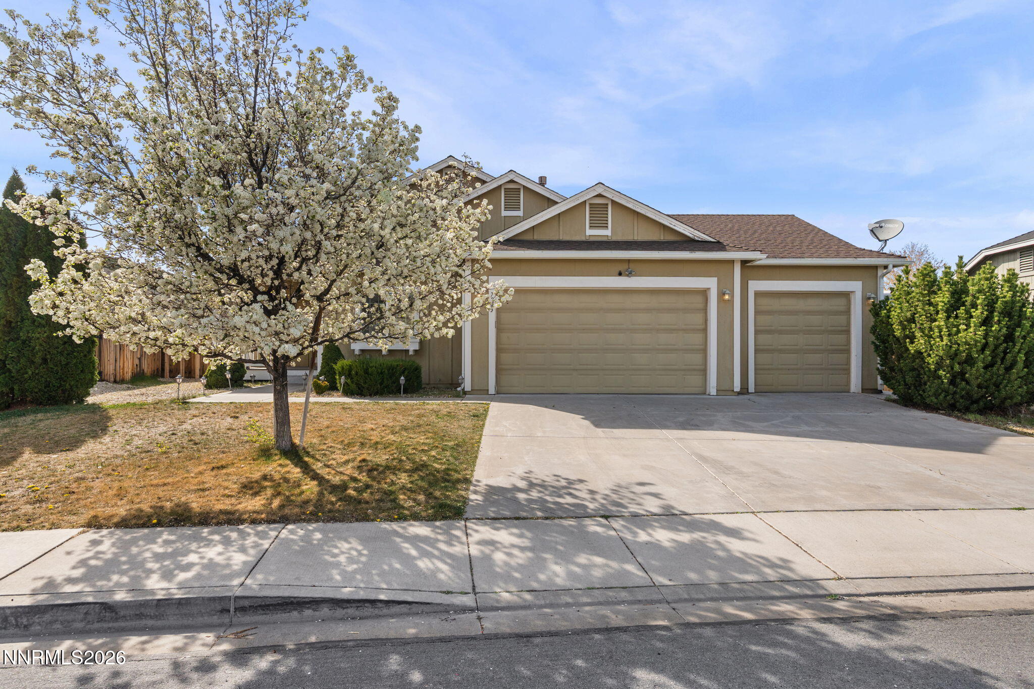 7593 Gold Drive Reno, NV 89506 - Photo 5 of 40 7-web-or-mls-DSC05283