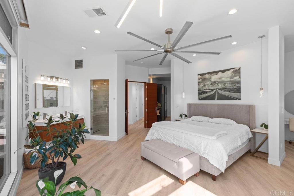 1645 Noma Lane Encinitas, CA 92024 - Photo 15 of 50 Primary bedroom