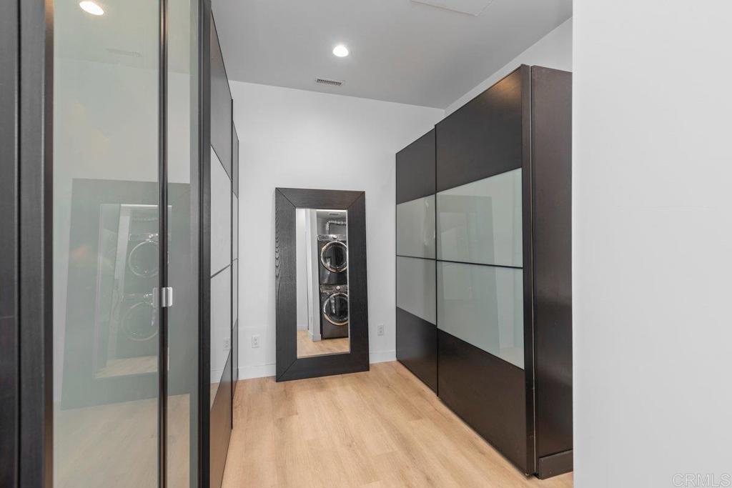 1645 Noma Lane Encinitas, CA 92024 - Photo 20 of 50 Walk-in Closet