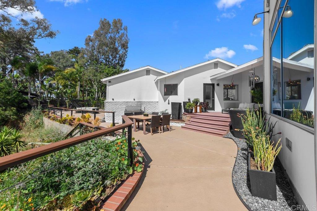 1645 Noma Lane Encinitas, CA 92024 - Photo 37 of 50