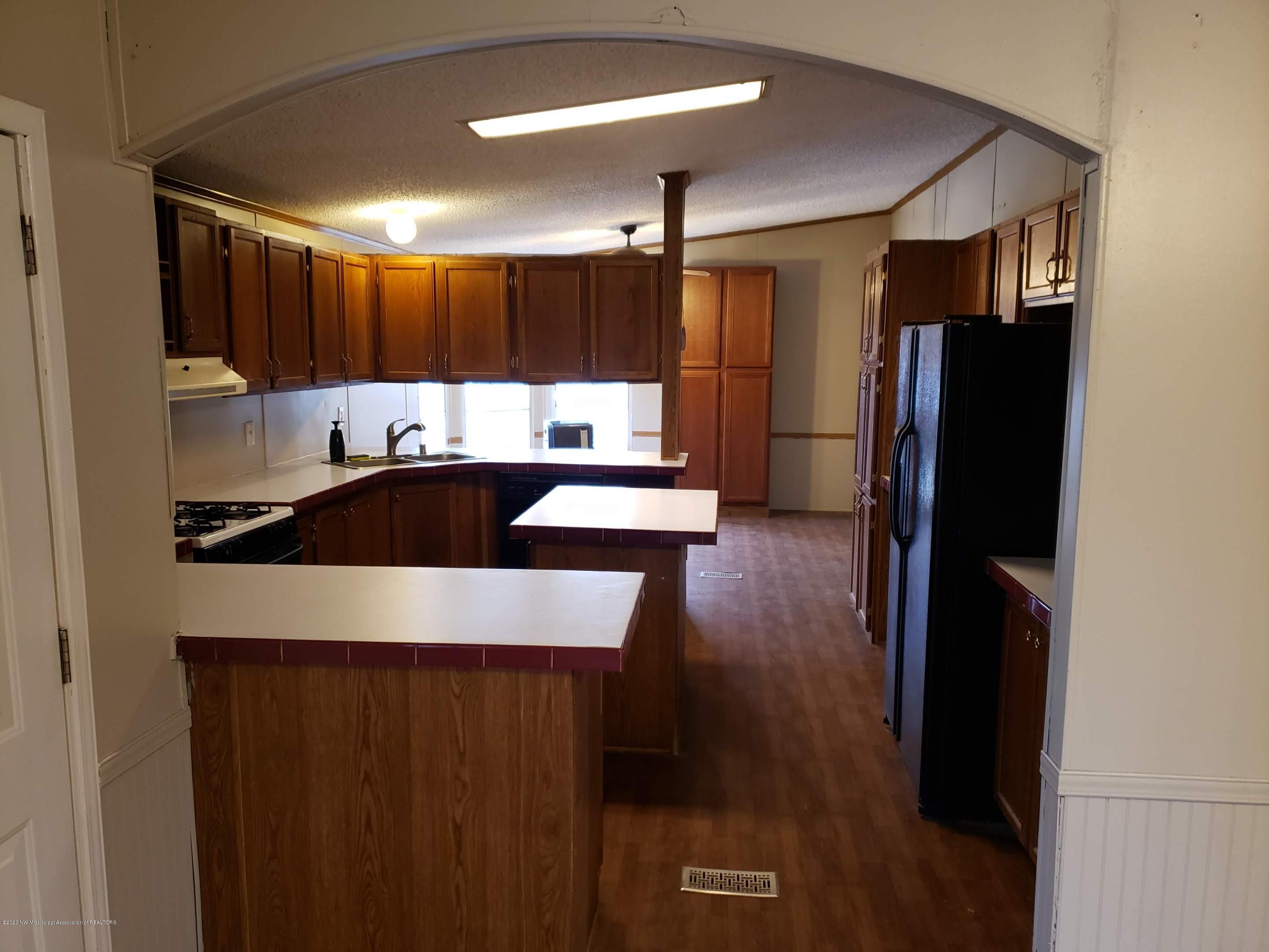 75 Oak Road Byhalia, MS 38611 - Photo 18 of 32 20200122_115459