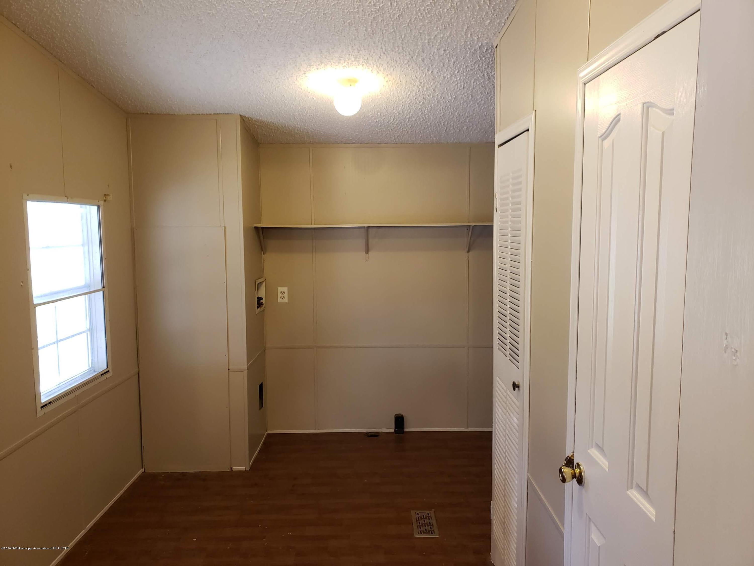 75 Oak Road Byhalia, MS 38611 - Photo 19 of 32 20200122_115708