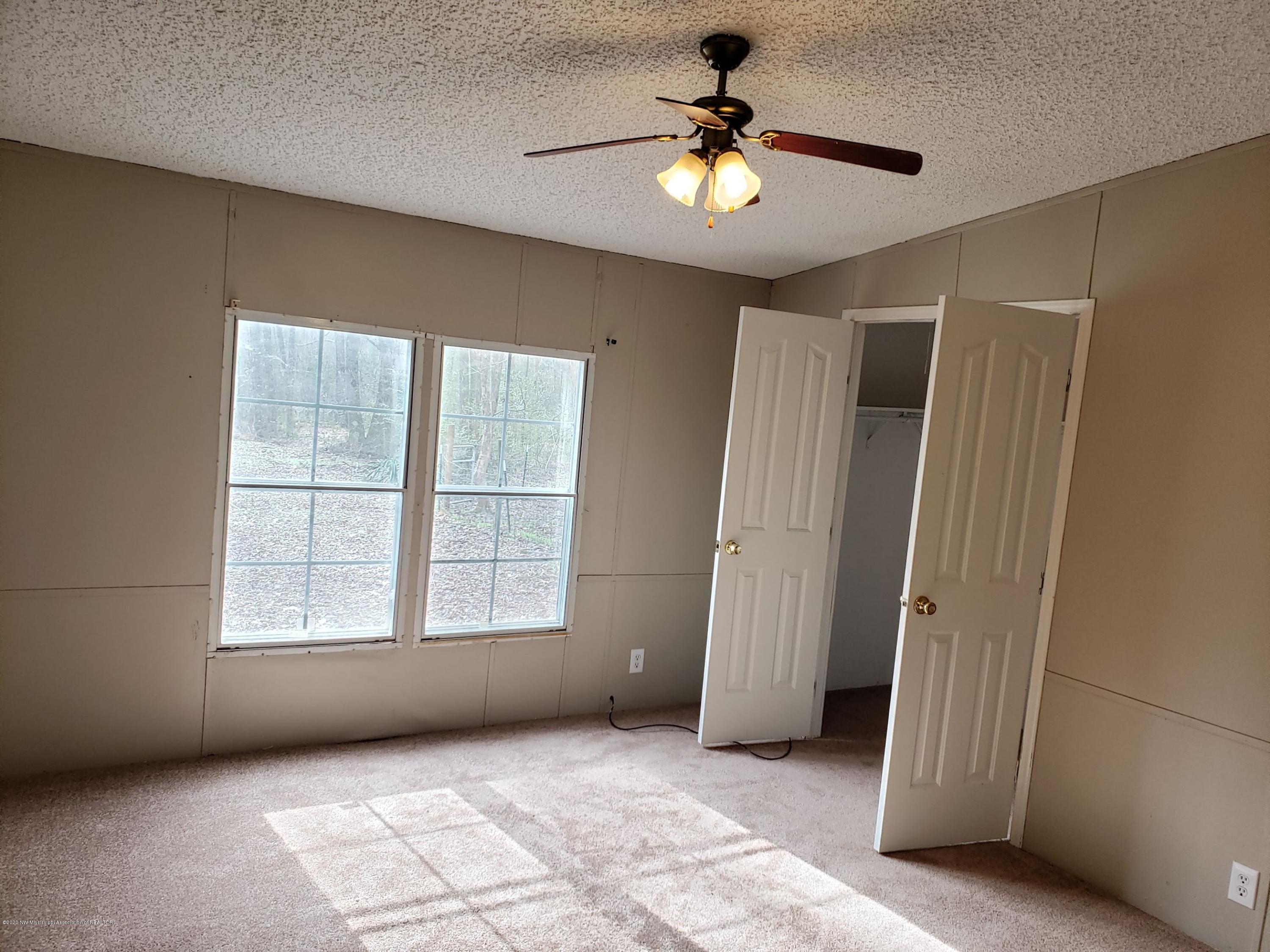 75 Oak Road Byhalia, MS 38611 - Photo 26 of 32 20200122_115322