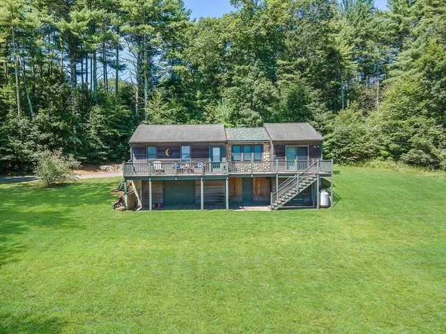 $1,525,000 | 1-3 Doctor Hickey Lane, Rochester, MA 02770