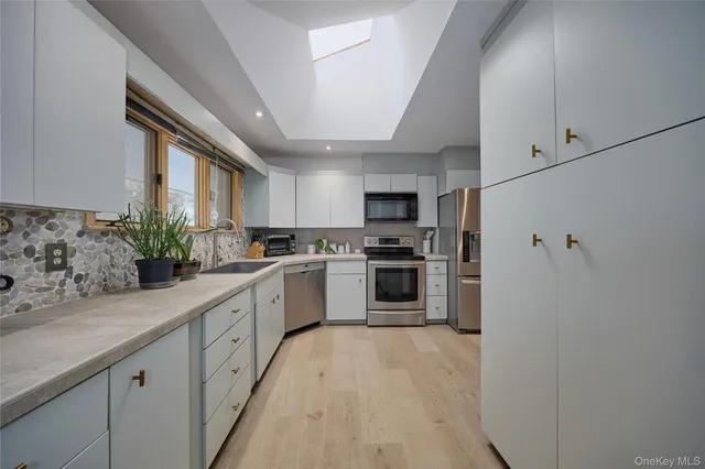 $624,900 | 90 Cedar Avenue, Poughkeepsie, NY 12603