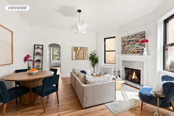 $775,000 | 175 Amity Street, Unit D2 | Cobble Hill
