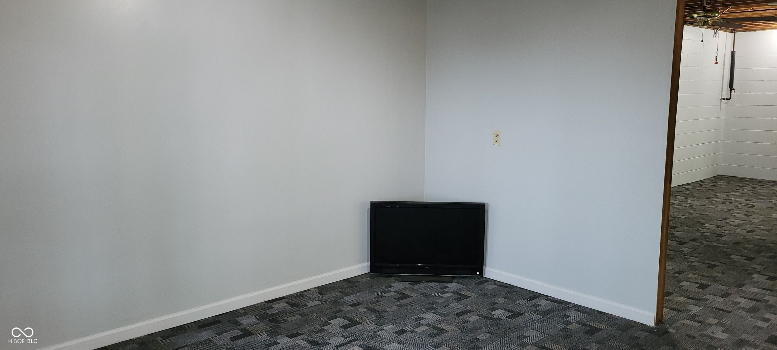 4940 Regency Drive Columbus, IN 47203 - Photo 38 of 45