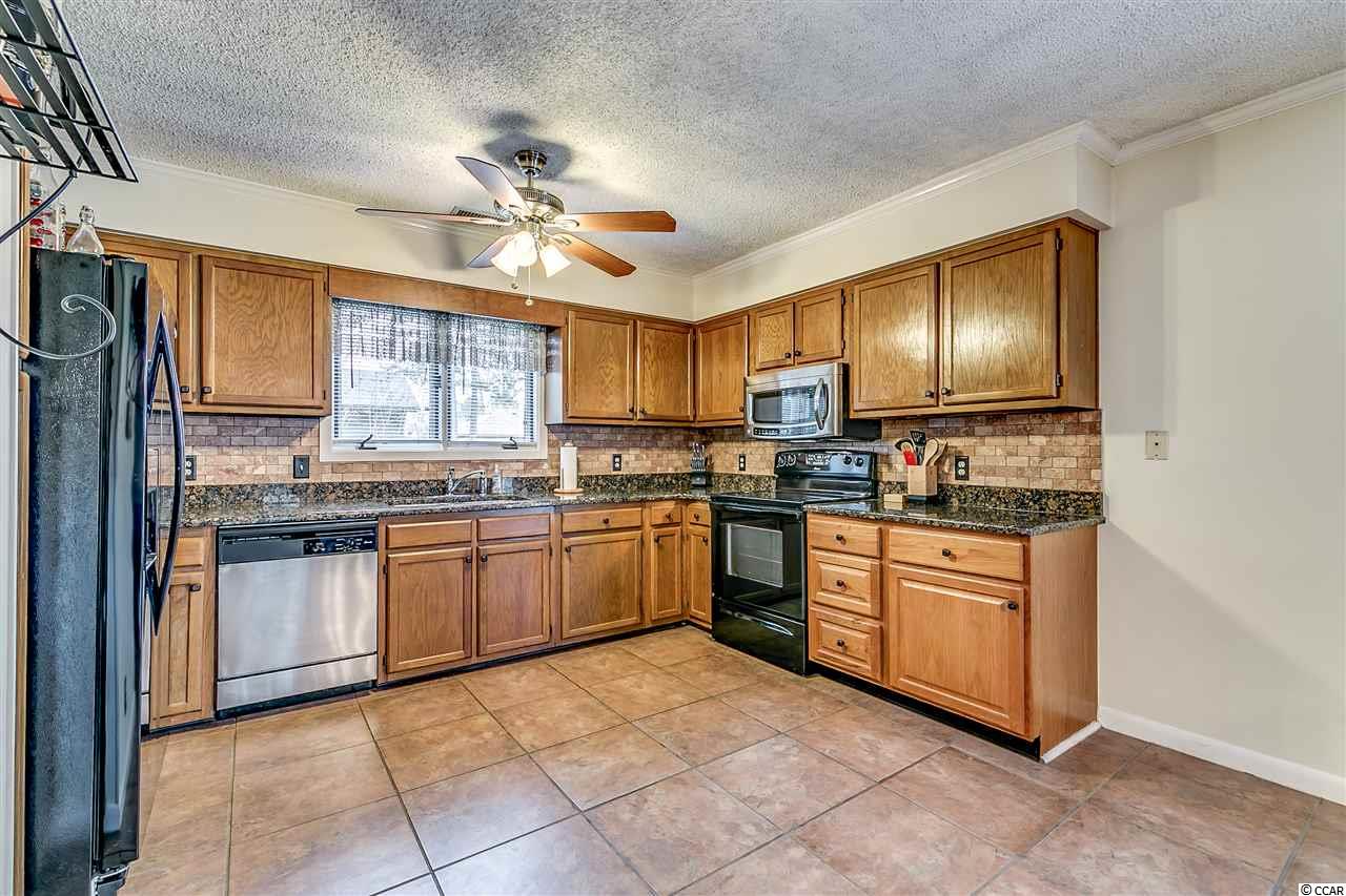 910 Prince William Court Murrells Inlet, SC 29576 - Photo 14 of 23 Gallery Image 14
