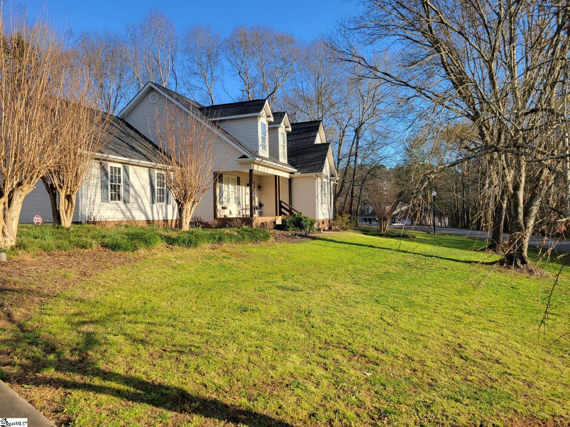 305 Camperdown Court Easley, SC 29642 - Photo 4 of 28