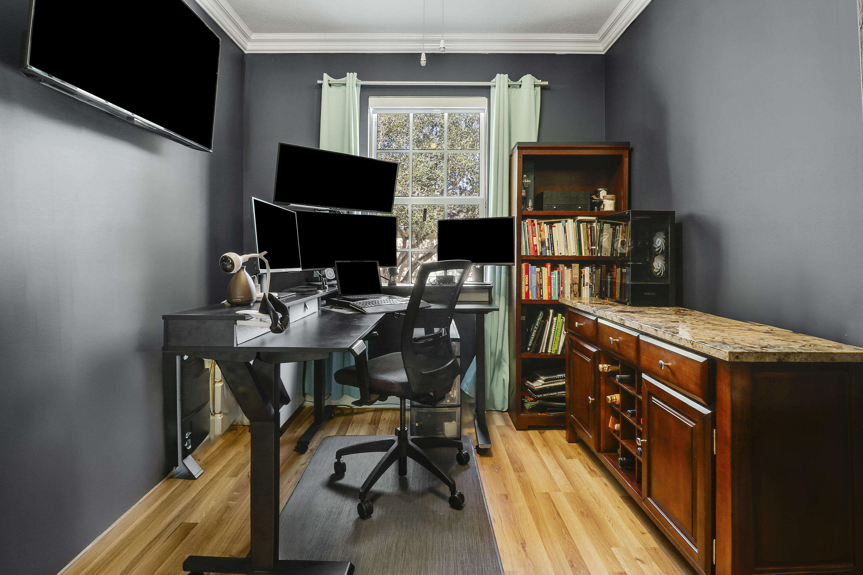 112 Wentworth Court Jupiter, FL 33458 - Photo 21 of 35 Bedroom 3