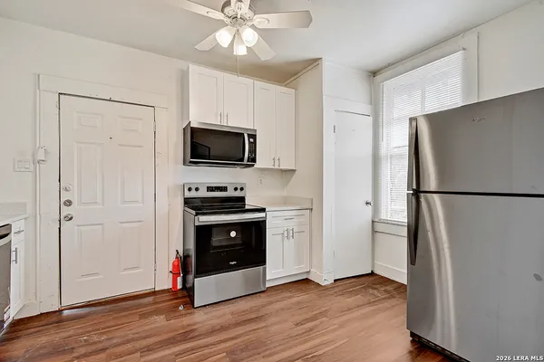 $850 | 3314 Perez Street, Unit 102, San Antonio, TX 78207