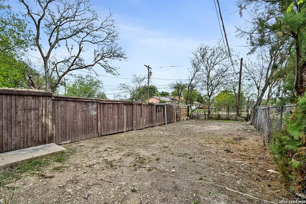 $850 | 3314 Perez Street, Unit 102, San Antonio, TX 78207