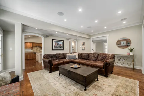 $1,745,000 | 1217 Elm Street, Glenview, IL 60025