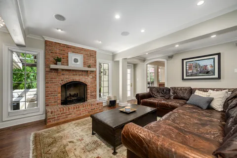 $1,745,000 | 1217 Elm Street, Glenview, IL 60025