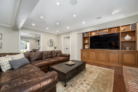 $1,745,000 | 1217 Elm Street, Glenview, IL 60025