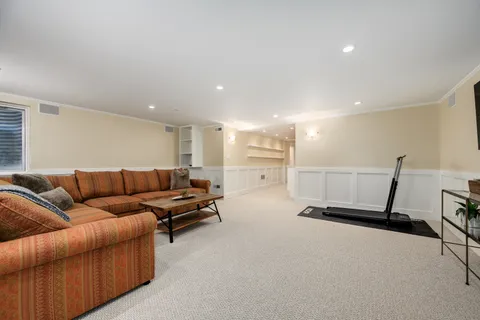 $1,745,000 | 1217 Elm Street, Glenview, IL 60025