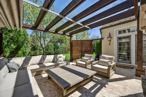 $1,745,000 | 1217 Elm Street, Glenview, IL 60025