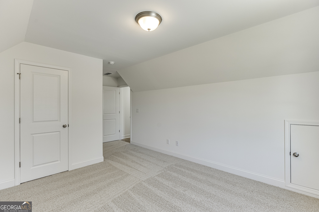 929 Lakeview Drive Commerce, GA 30529 - Photo 30 of 44 a view of an empty room