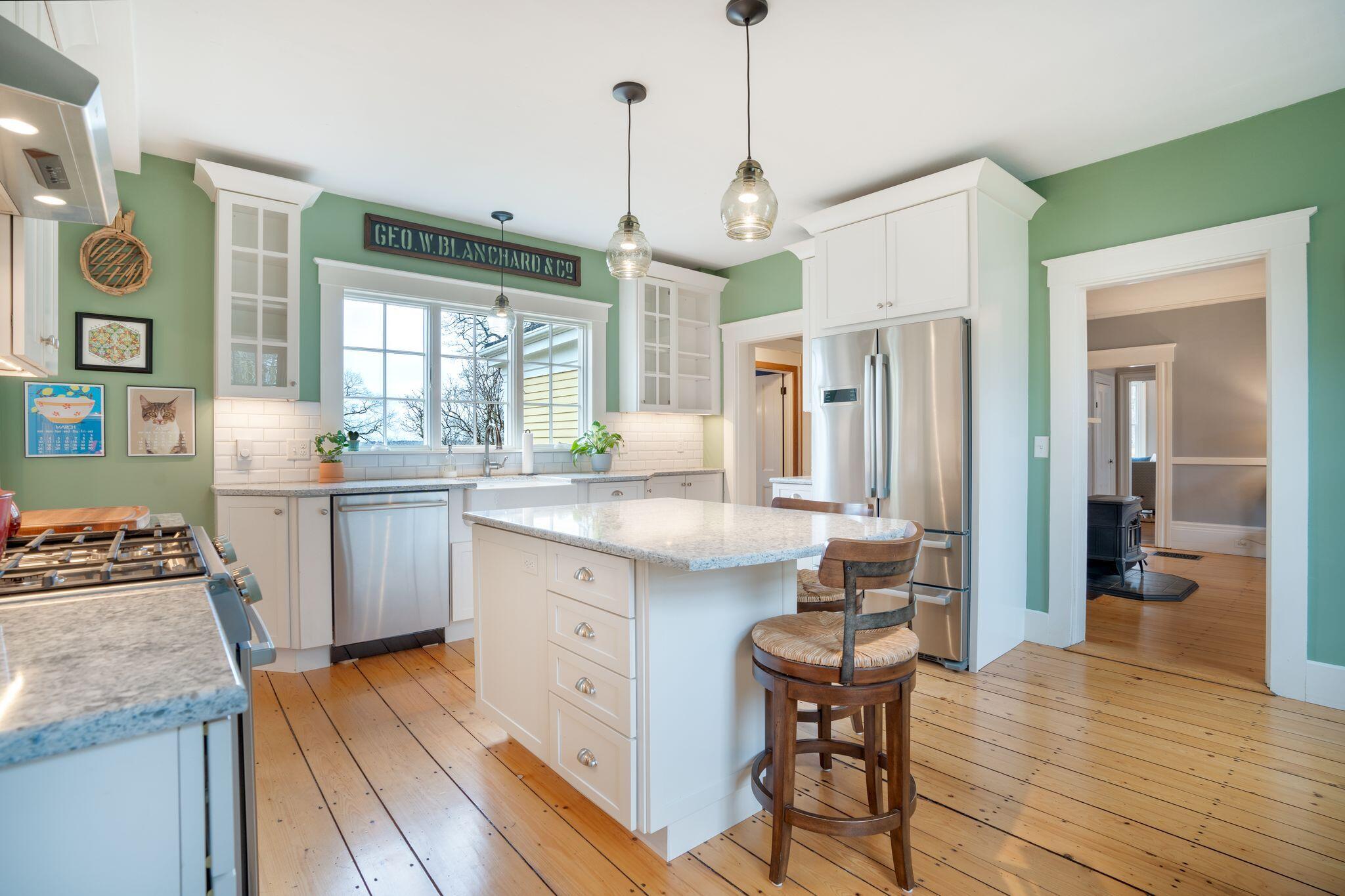 77 Foreside Road Cumberland, ME 04110 - Photo 15 of 38 Kitchen