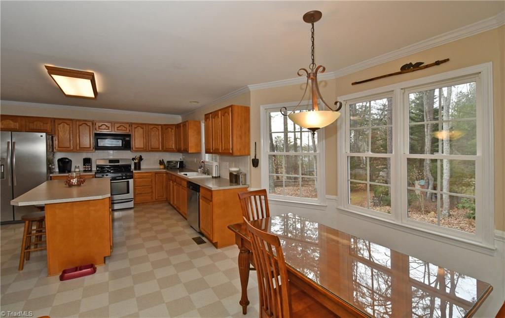 4470 Clarksburg Road Clemmons, NC 27012 - Photo 9 of 27 Gallery Image 9