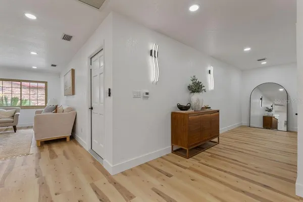 $465,000 | 3731 Northwest 17th Lane, Gainesville, FL 32605