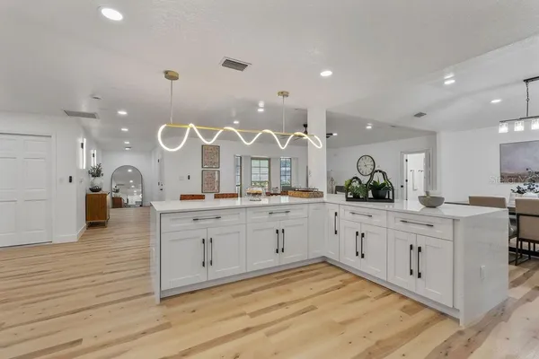 $465,000 | 3731 Northwest 17th Lane, Gainesville, FL 32605