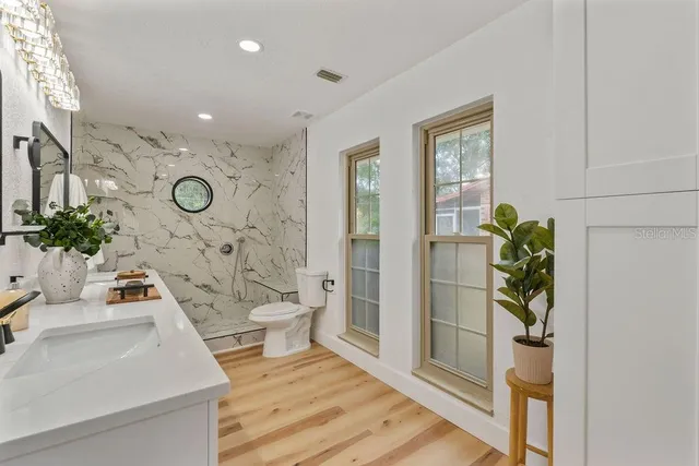 $499,000 | 3731 Northwest 17th Lane, Gainesville, FL 32605