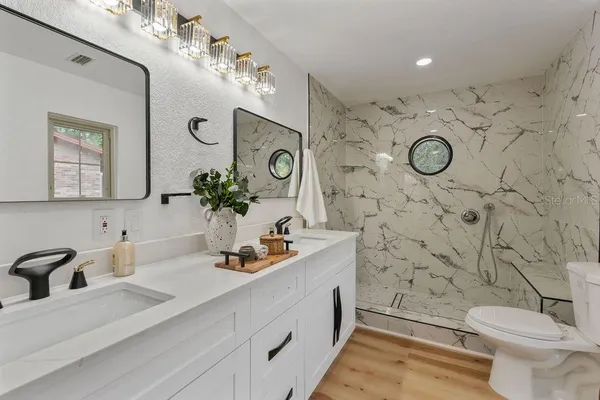 $465,000 | 3731 Northwest 17th Lane, Gainesville, FL 32605