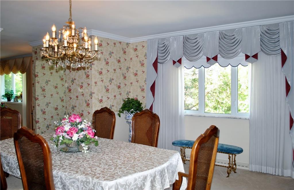 200 Rosscommon Road Wexford, PA 15090 - Photo 24 of 24 Dining room!