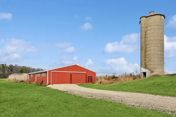 $750,000 | 721 South Cth J, Reedsville, WI 54230