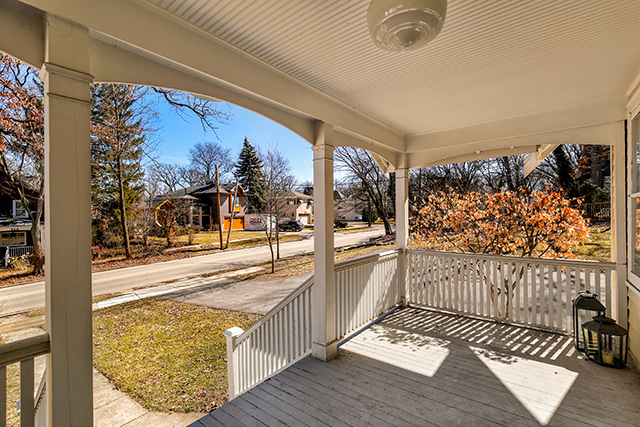 552 North York Road Hinsdale, IL 60521 - Photo 38 of 41 a view of a porch