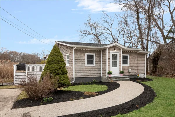 $465,000 | 99 River Vue Avenue, Warwick, RI 02889