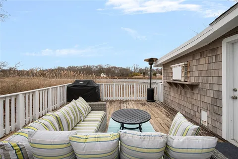 $465,000 | 99 River Vue Avenue, Warwick, RI 02889