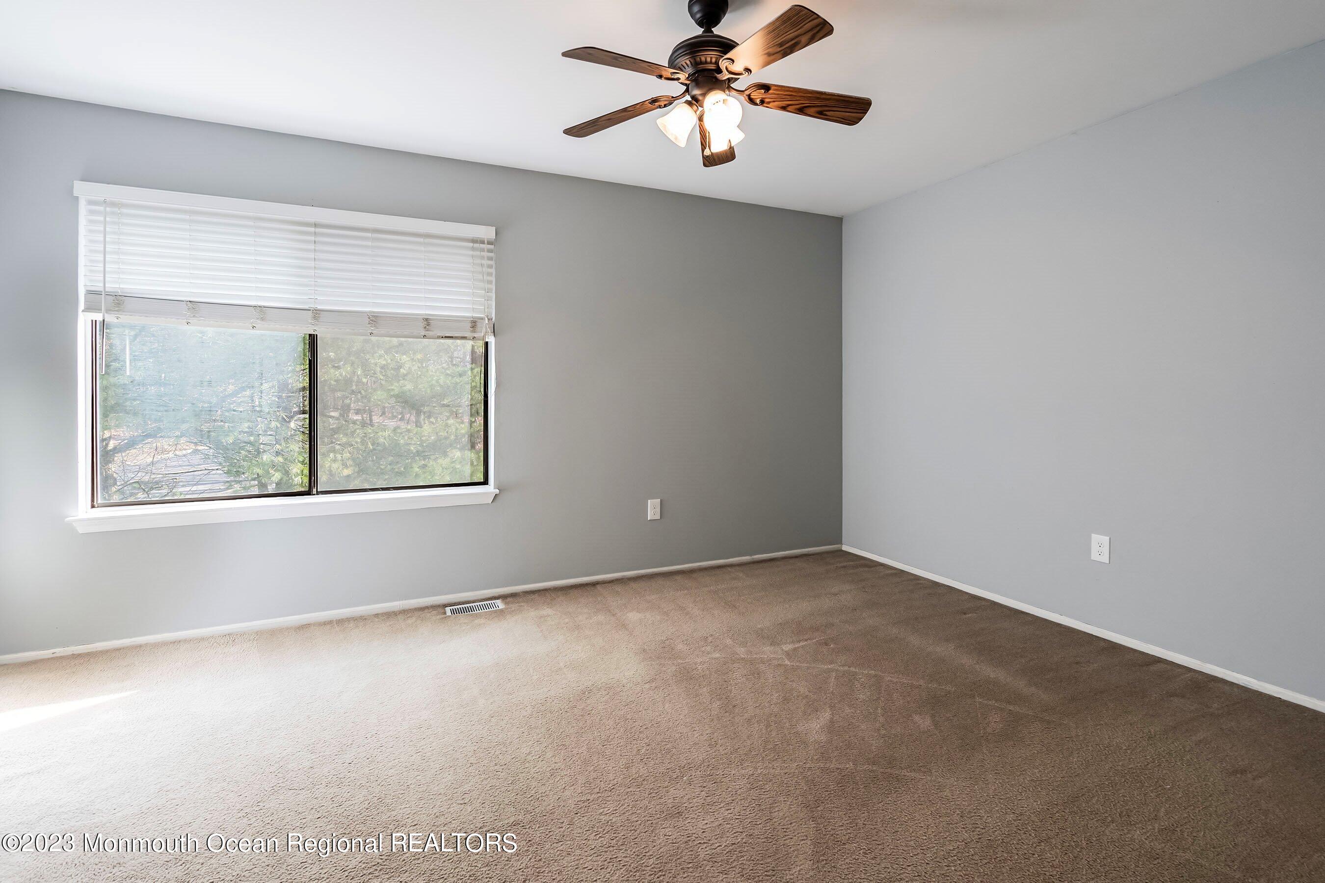 1 Pelican Road Howell, NJ 07731 - Photo 19 of 29 19-Bed 3