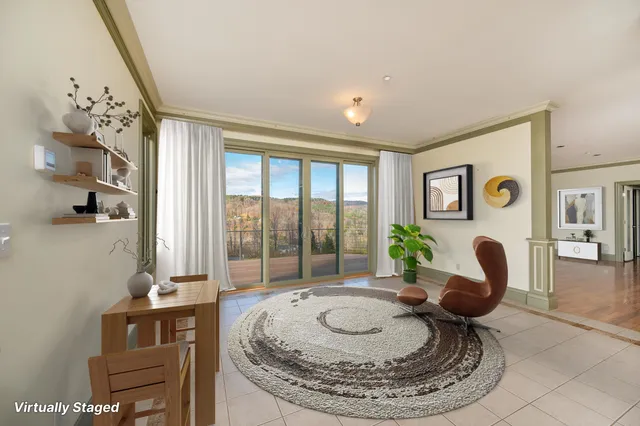 $1,495,000 | 411 Wood Road, Hartford, VT 05059