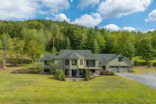 $1,495,000 | 411 Wood Road, Hartford, VT 05059