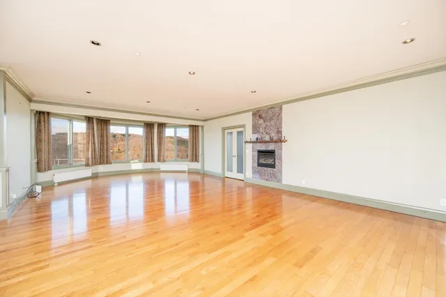 $1,495,000 | 411 Wood Road, Hartford, VT 05059