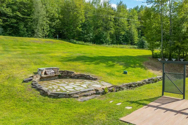 $1,495,000 | 411 Wood Road, Hartford, VT 05059