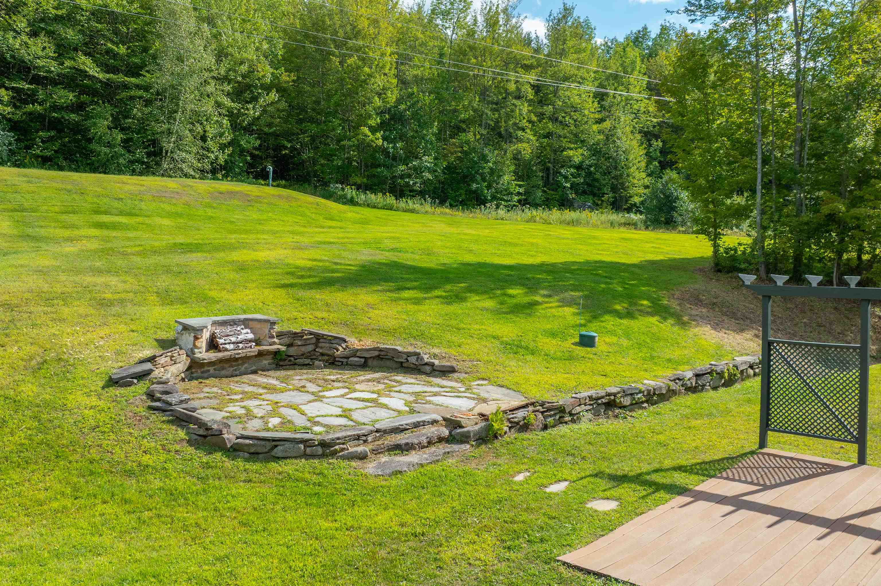 411 Wood Road Hartford, VT 05059 - Photo 24 of 60