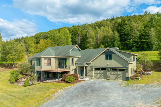 $1,495,000 | 411 Wood Road, Hartford, VT 05059